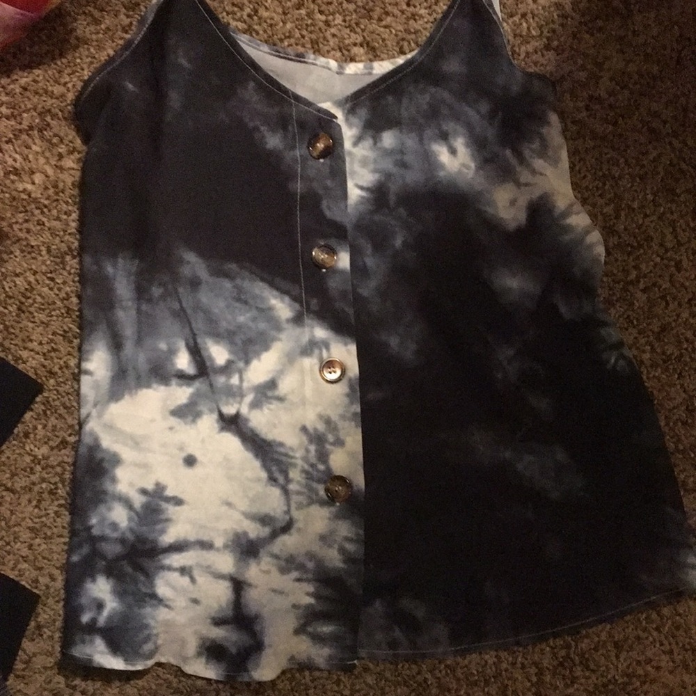 Tye dye sleeveless blouse